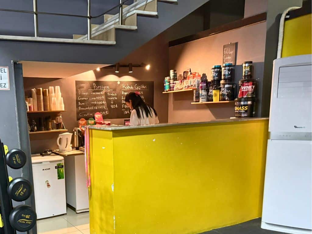 Protein and espresso bar inside the Selcuk gym Mekibu Fitness Club